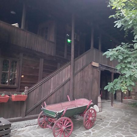 Guest Houses "Zlatna Oresha - Complex" Zheravna ภายนอก รูปภาพ