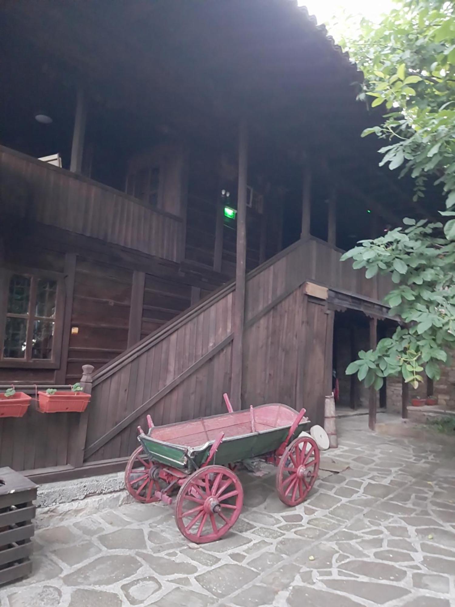 Guest Houses "Zlatna Oresha - Complex" Zheravna ภายนอก รูปภาพ